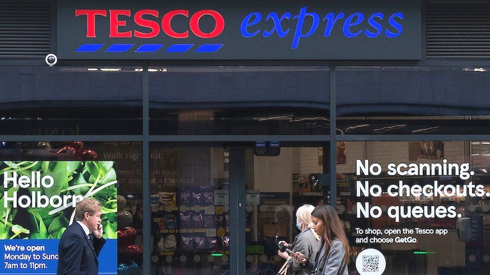 Tesco opens its first checkout-free store