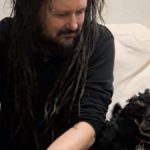 Jonathan Davis Introduces Freak On A Leash