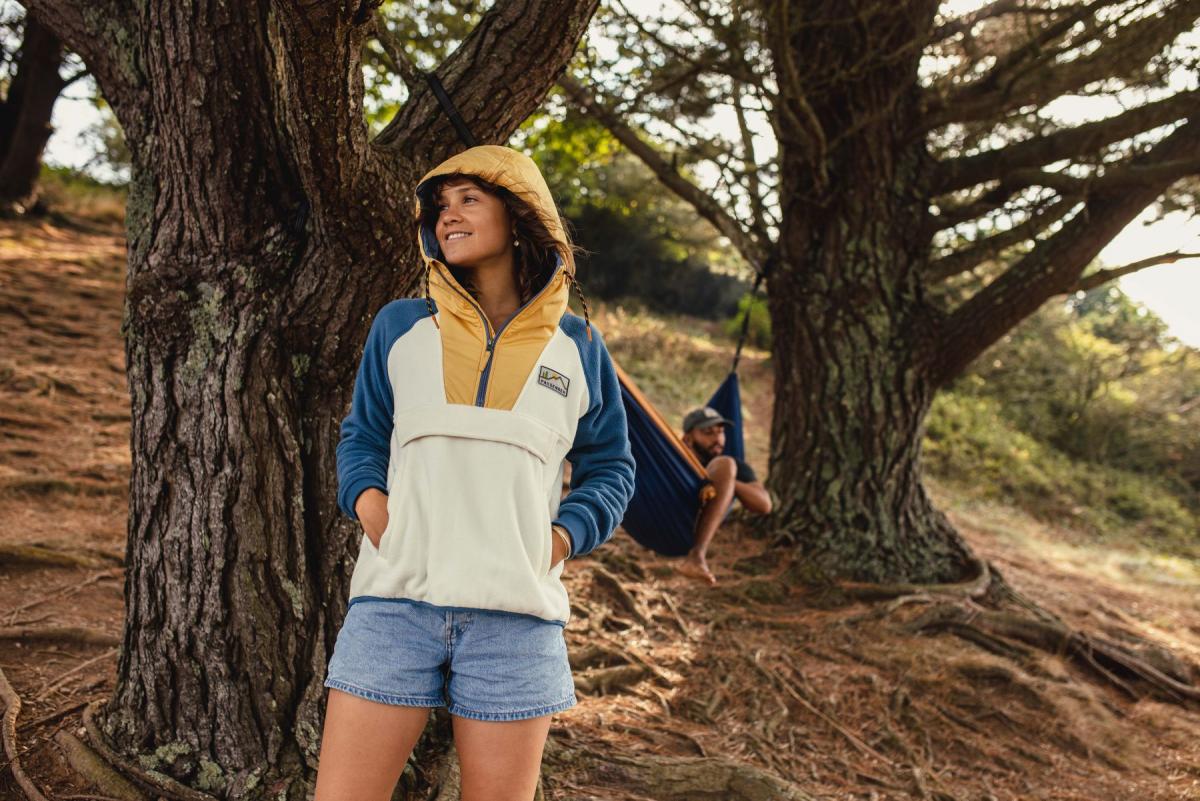 Passenger, outdoor, clothing, sustainability, eco-friendly