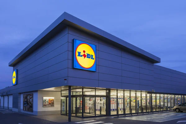 Lidl UK Unveils 1500 New Jobs to Enhance Warehouse Capacity