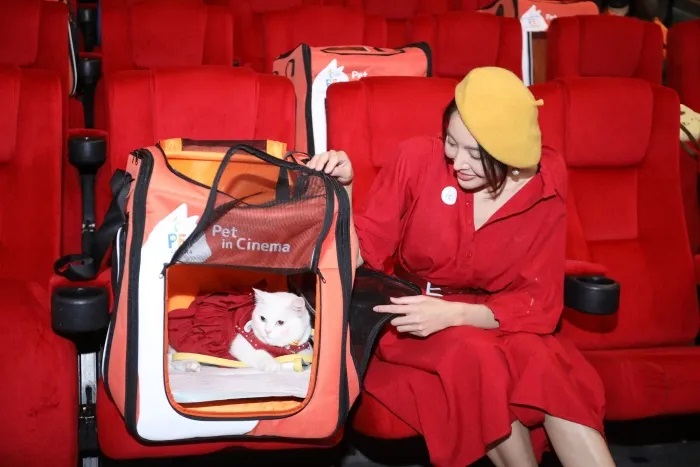 i-Tail Corporation and Major Cineplex Group's i-Tail Pet Cinema