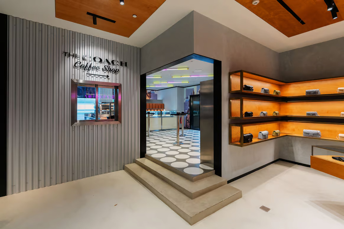 Coach Dining Experience