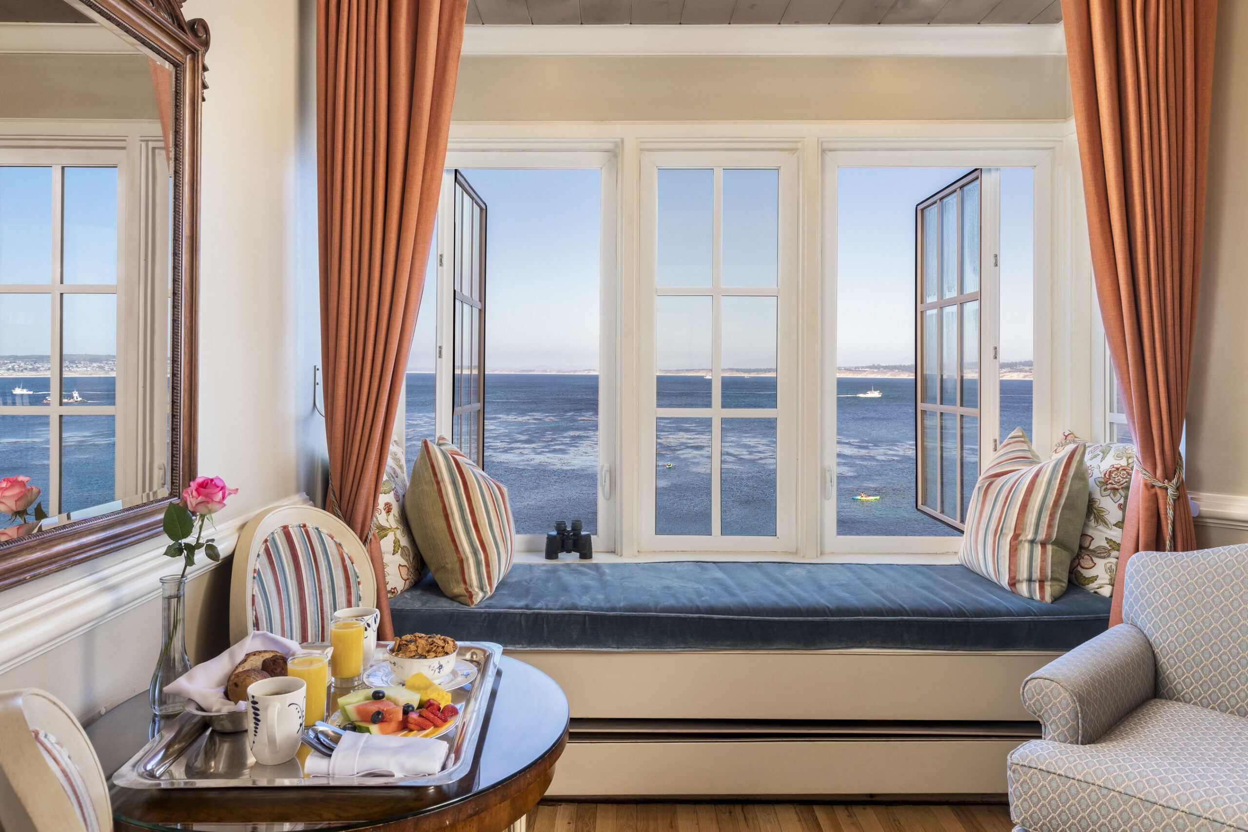 Oceanview Room and Complimentary Breakfast at Spindrift Inn. Image source: Spindrift Inn